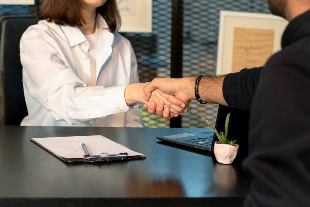 Military Spouse Home Buying: Maximizing VA Loan Benefits and Eligibility